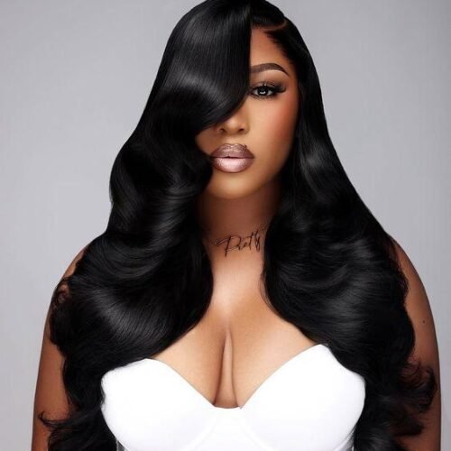 28 Inches Jet Black Wavy Wig