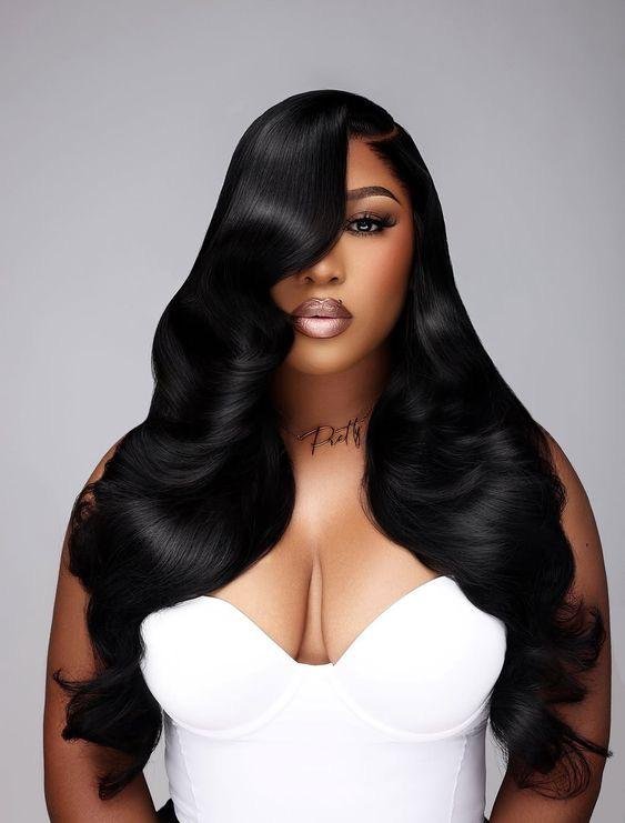 28 Inches Jet Black Wavy Wig